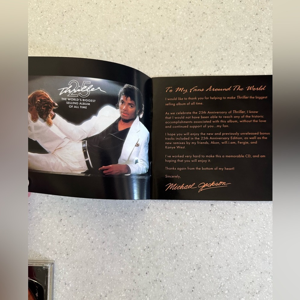 Michael Jackson Thriller 25th Anniversary CD & DVD Collection! - Picture 11 of 13